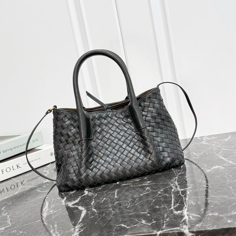 Кожаная двусторонняя сумка тоут Pinacoteca 24 см