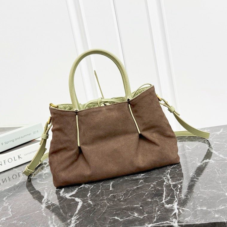 Кожаная двусторонняя сумка тоут Pinacoteca 24 см фото 3