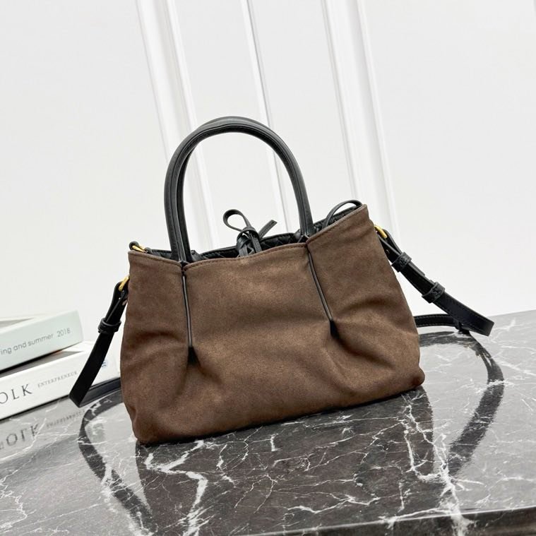 Кожаная двусторонняя сумка тоут Pinacoteca 24 см фото 5