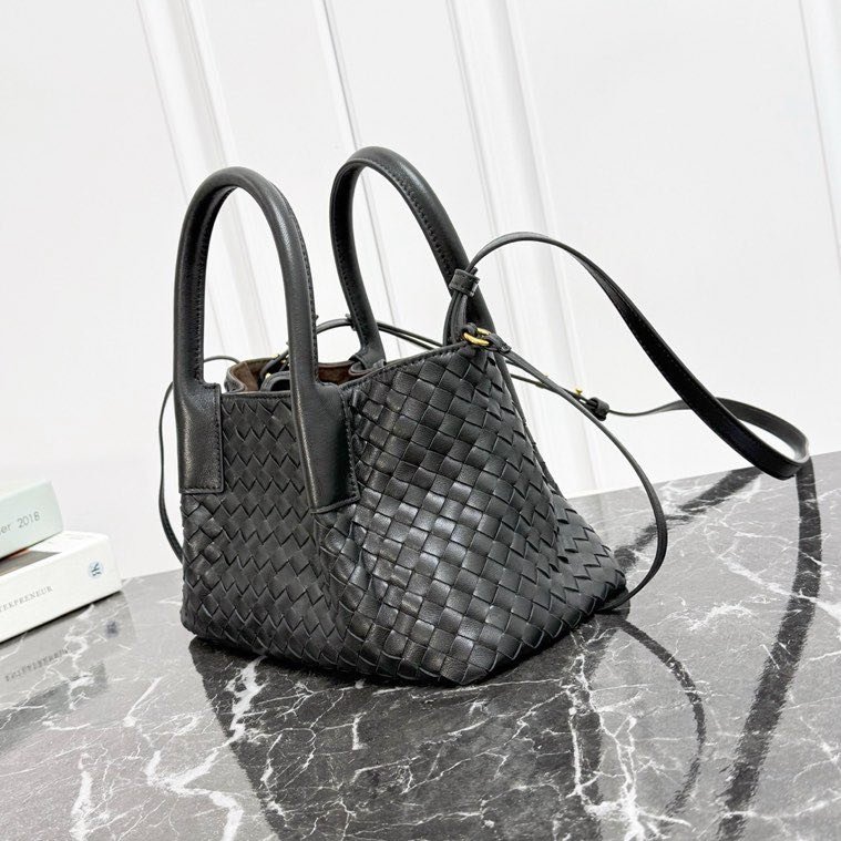 Кожаная двусторонняя сумка тоут Pinacoteca 24 см фото 6