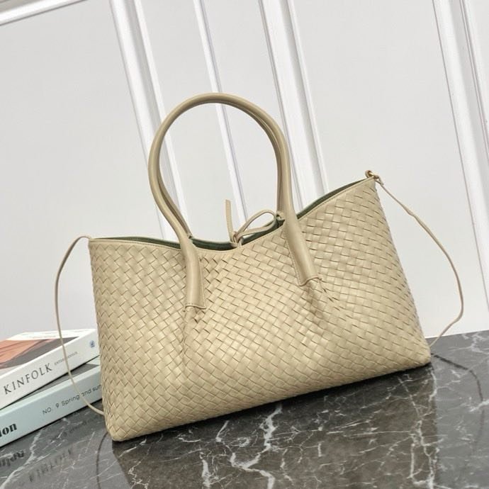 Кожаная двусторонняя сумка тоут Pinacoteca 43 см