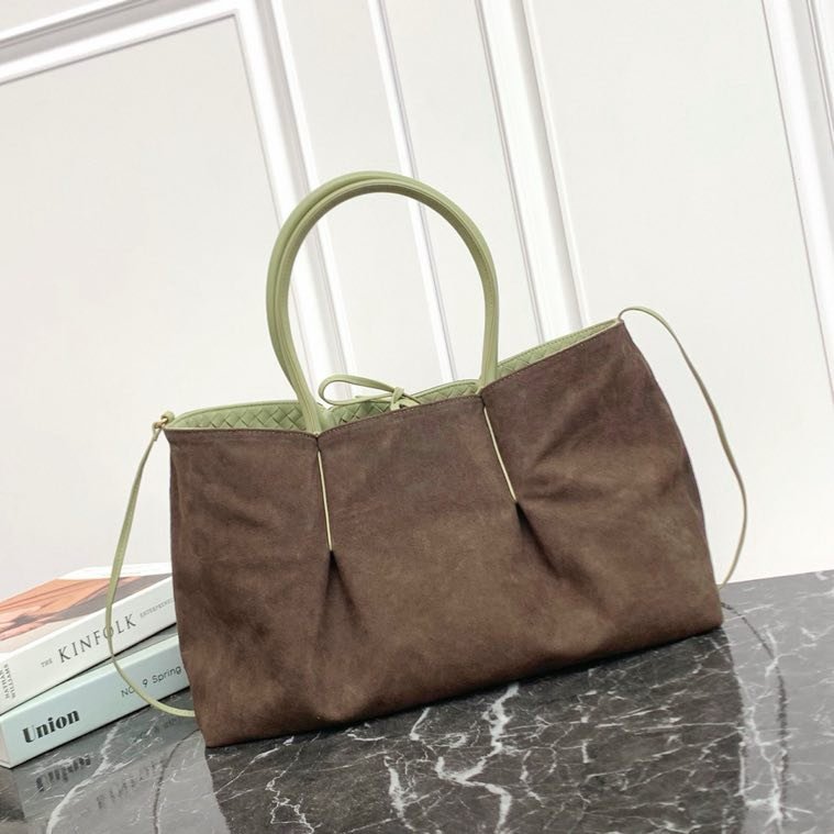 Кожаная двусторонняя сумка тоут Pinacoteca 43 см фото 3