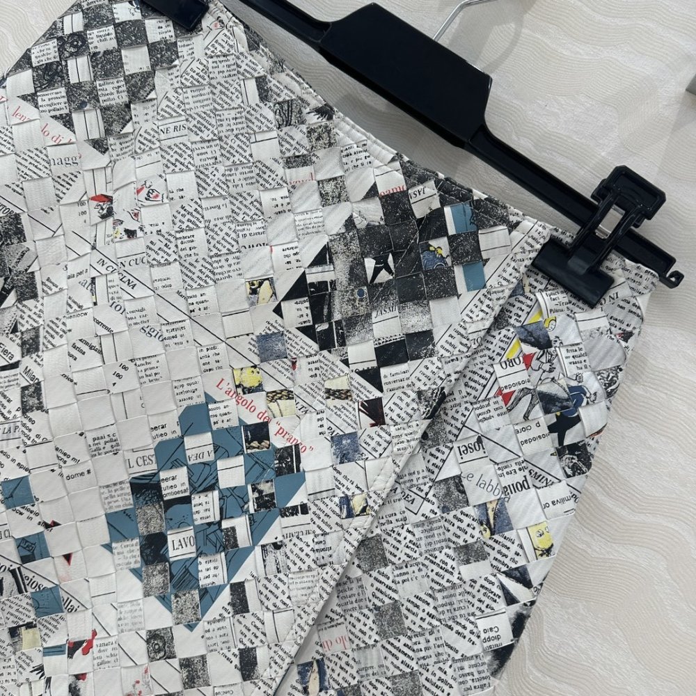 Leather skirt from cuts фото 3