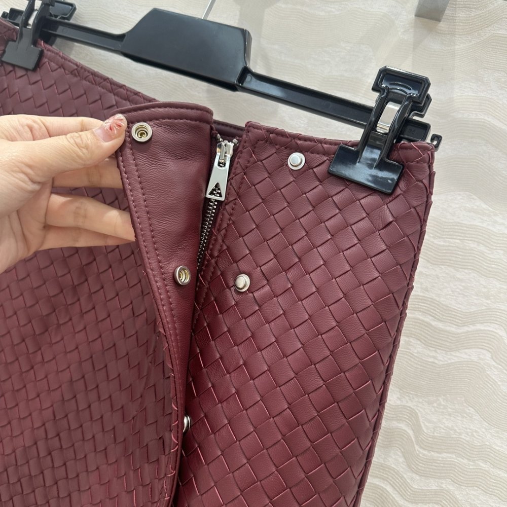 Leather skirt from slit фото 5