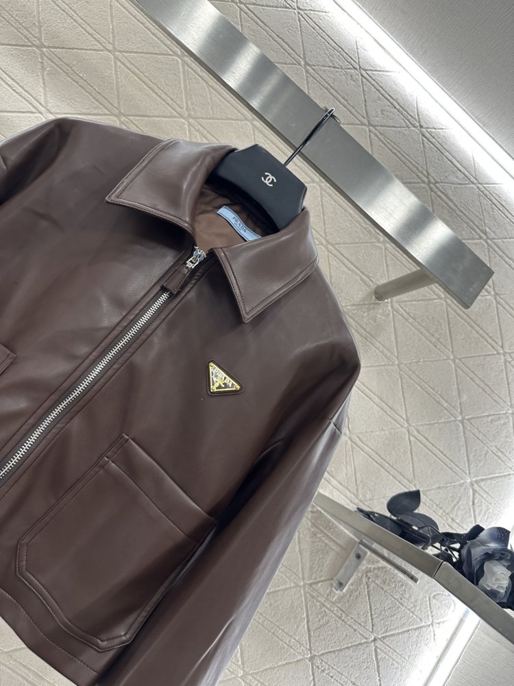 Кожаная куртка женская фото 3