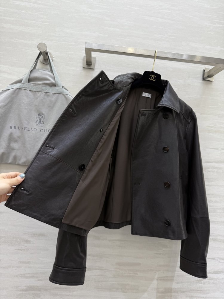 Кожаная куртка женская фото 7