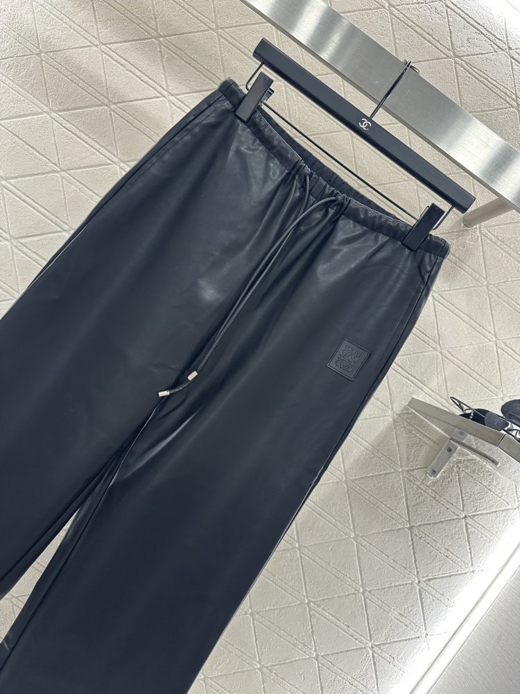 Шкіряна куртка жіноча фото 9