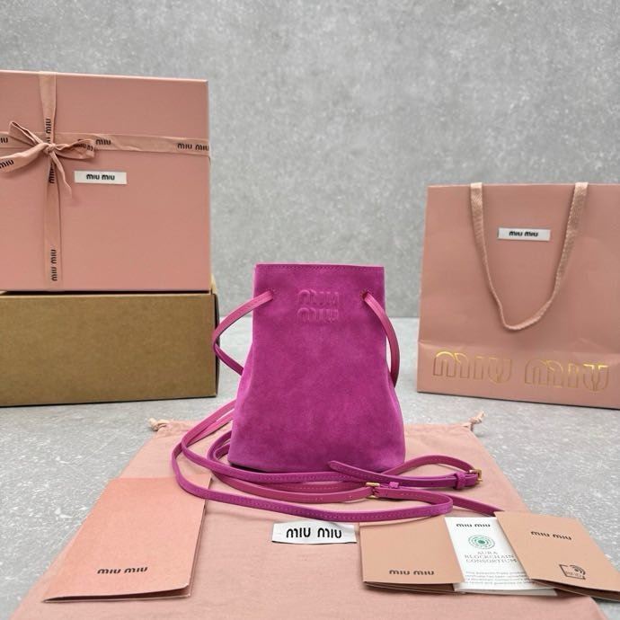 Leather mini a bag bucket