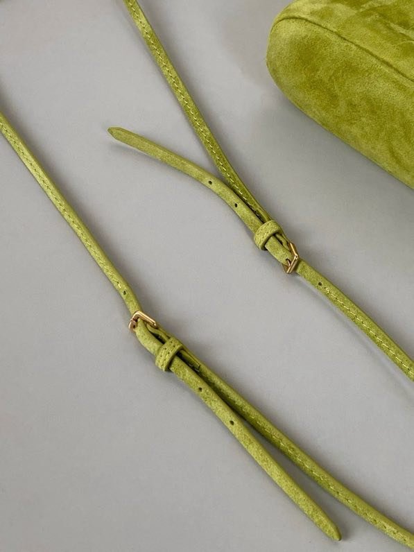 Кожаная мини сумка ведро фото 4