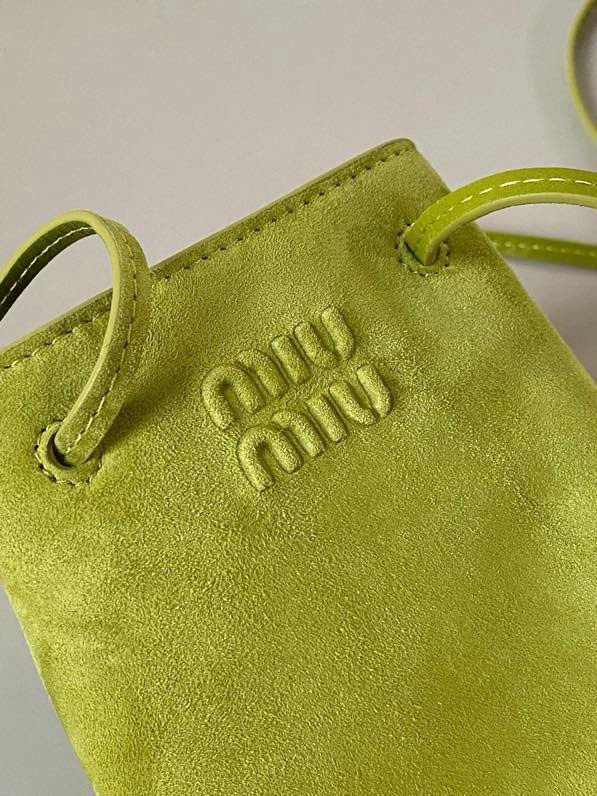 Кожаная мини сумка ведро фото 9