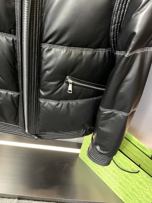 Кожаная мужская дубленка на пуху с меховым воротником фото 7