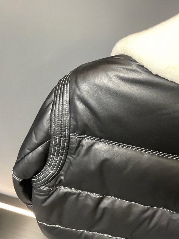 Кожаная мужская дубленка на пуху с меховым воротником фото 9