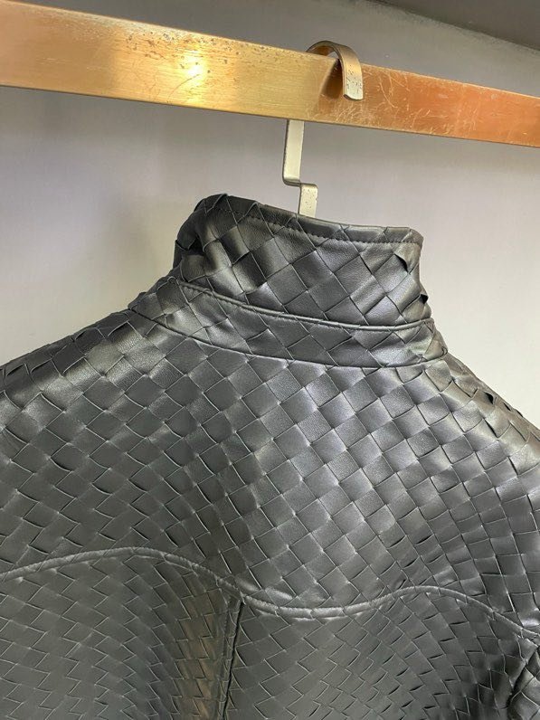 Шкіряна чоловіча куртка фото 2