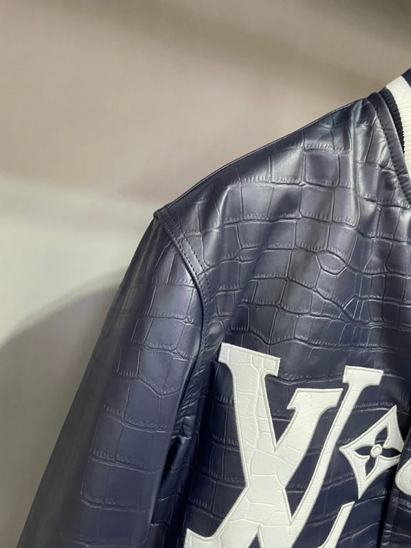 Кожаная мужская куртка фото 3