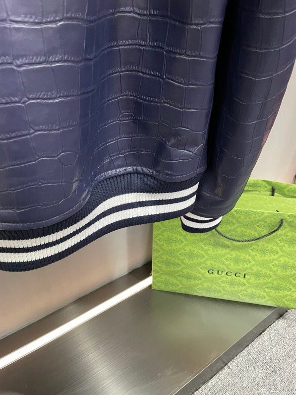 Кожаная мужская куртка фото 5