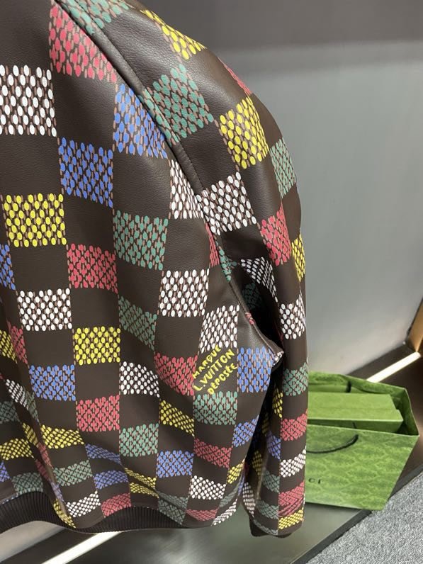 Кожаная мужская куртка фото 6