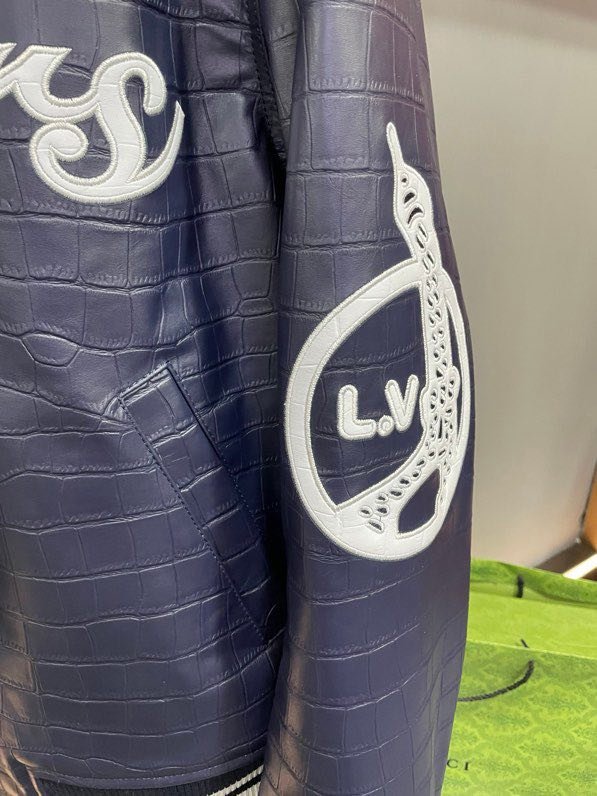 Кожаная мужская куртка фото 7