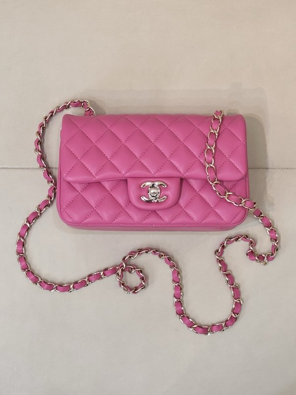 Кожаная розовая сумочка Chanel CF 20 см фото 3