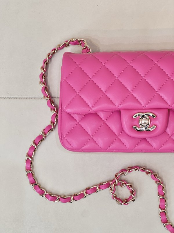 Кожаная розовая сумочка Chanel CF 20 см фото 5