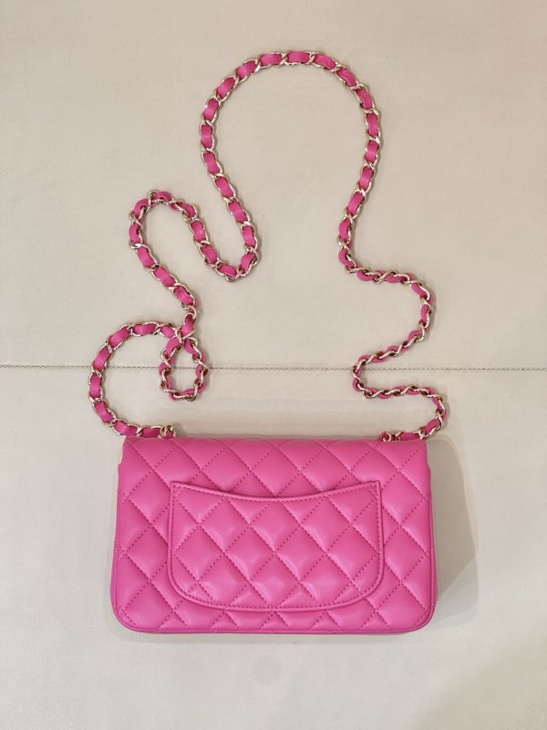 Кожаная розовая сумочка Chanel CF 20 см фото 8