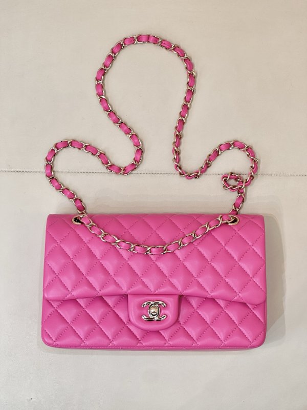 Кожаная розовая сумочка Chanel CF 25 см