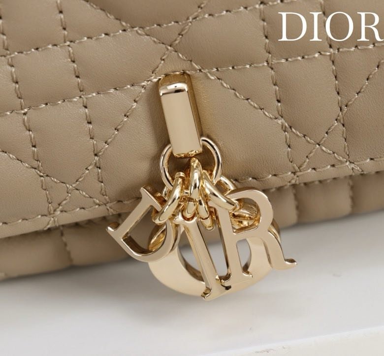 Кожаная сумка через плечо 18 см фото 5