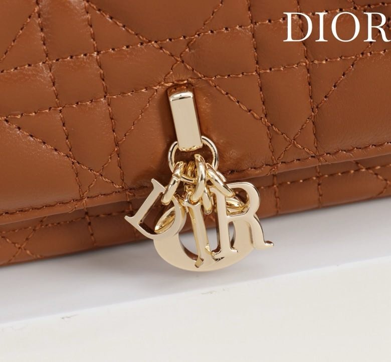 Leather a bag across shoulder 18 cm фото 6