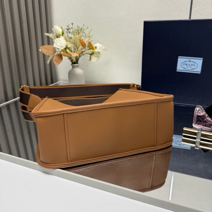 Шкіряна сумка через плече 1BC073 30 см фото 3