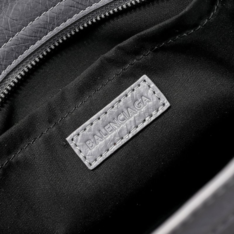 Кожаная сумка через плечо Le City 40 см фото 3