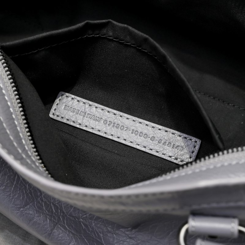 Кожаная сумка через плечо Le City 40 см фото 5