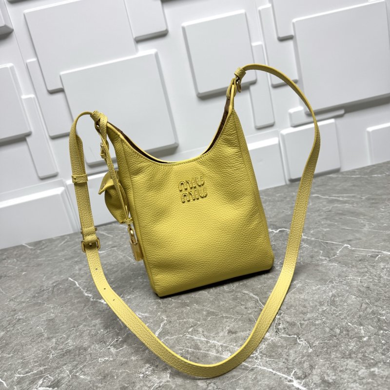 Leather a bag-hobo 18 cm from gold logo and Locked