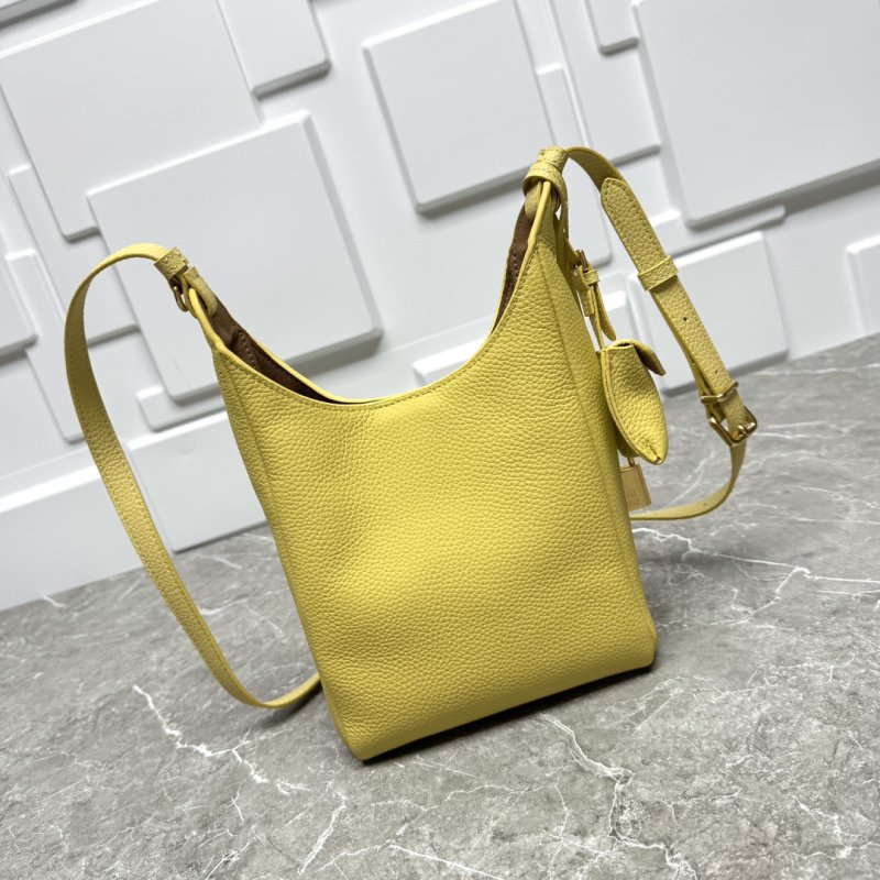 Leather a bag-hobo 18 cm from gold logo and Locked фото 5