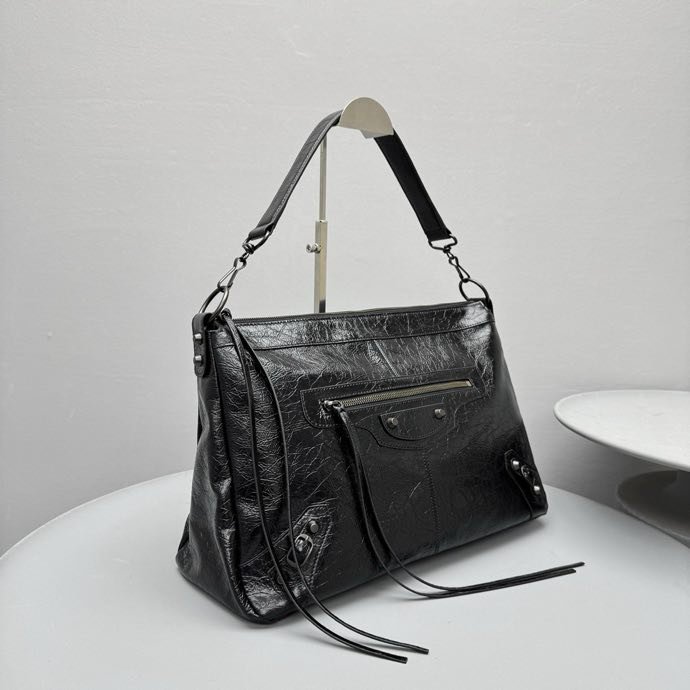 Кожаная сумка Le City Moto 39 см фото 6