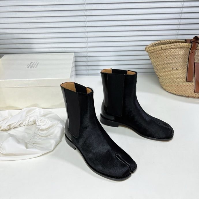 Шкіряні ботильйони Tabi 30