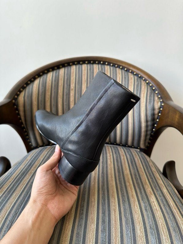 Шкіряні черевики Tabi з роздвоєним носком фото 3