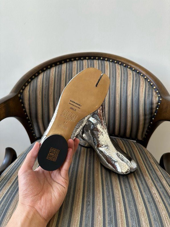 Шкіряні черевики Tabi з роздвоєним носком фото 6