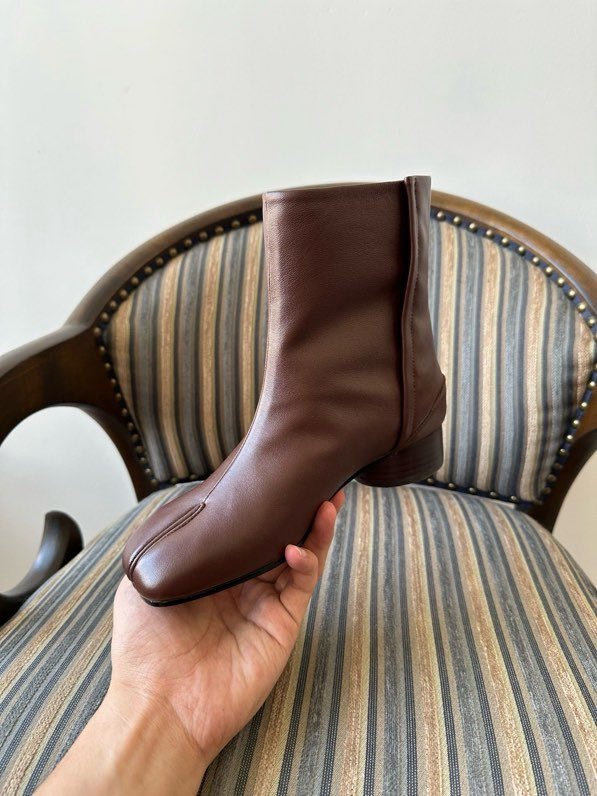 Шкіряні черевики Tabi з роздвоєним носком фото 7