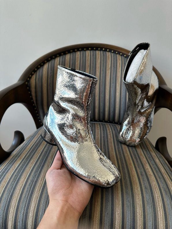 Шкіряні черевики Tabi з роздвоєним носком фото 9