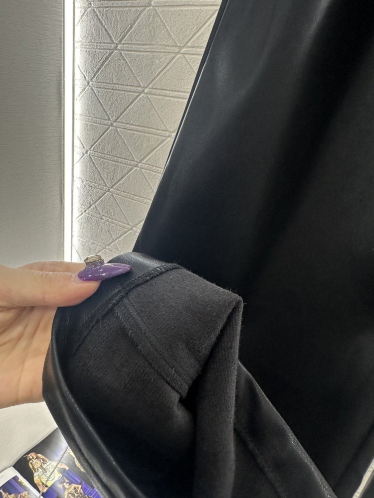 Кожаные брюки прямого кроя фото 7