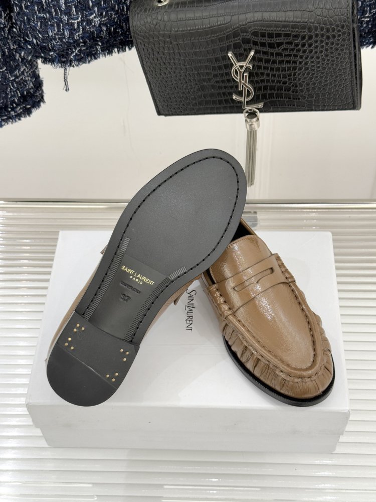 Leather лоферы from gold logo on flat soled фото 9
