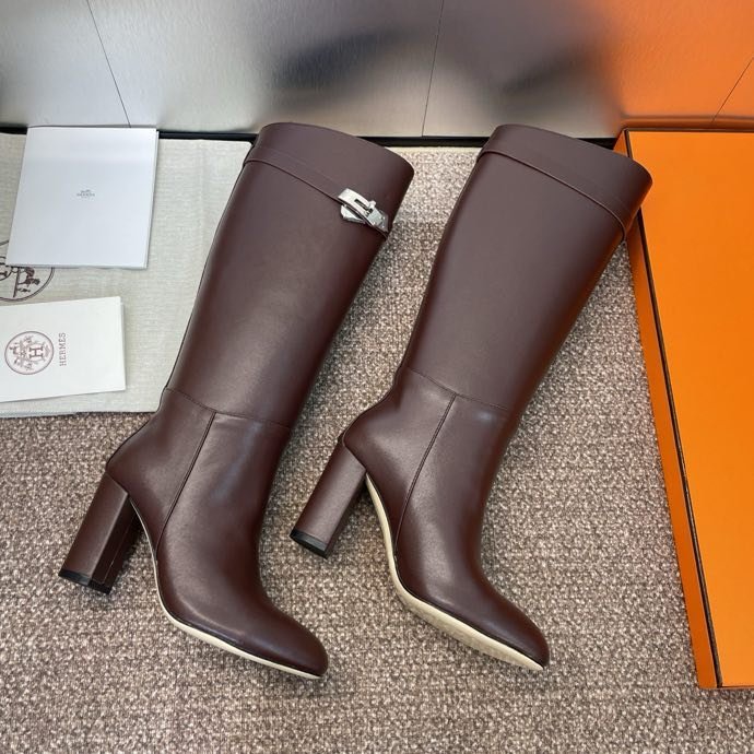 Кожаные сапоги Jumpling с пряжкой Kelly на высоком каблуке