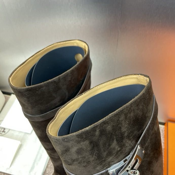 Кожаные сапоги Jumpling с пряжкой Kelly на высоком каблуке фото 2