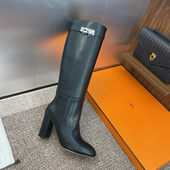 Кожаные сапоги Jumpling с пряжкой Kelly на высоком каблуке фото 4