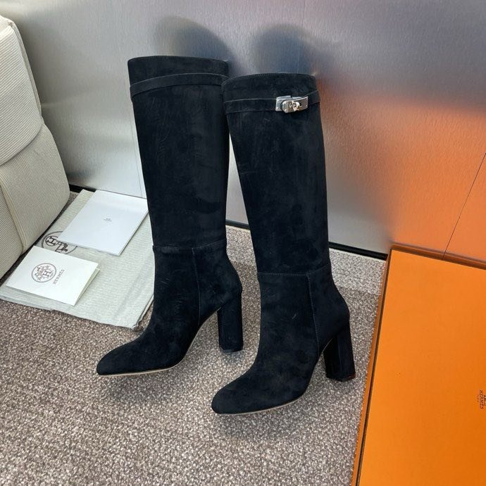 Кожаные сапоги Jumpling с пряжкой Kelly на высоком каблуке фото 6