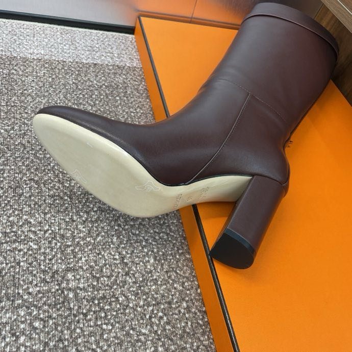 Кожаные сапоги Jumpling с пряжкой Kelly на высоком каблуке фото 9