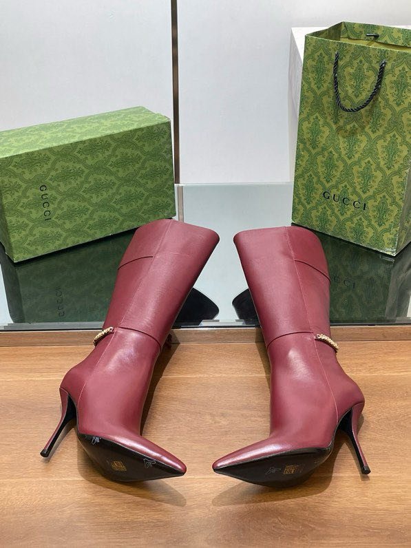 Кожаные сапоги женские на высоком каблуке фото 3