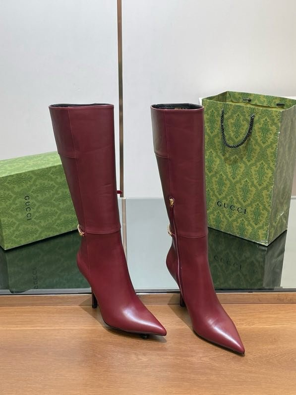 Кожаные сапоги женские на высоком каблуке фото 4