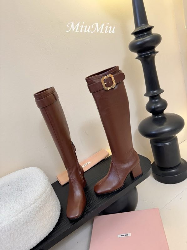 Шкіряні чоботи жіночі фото 4