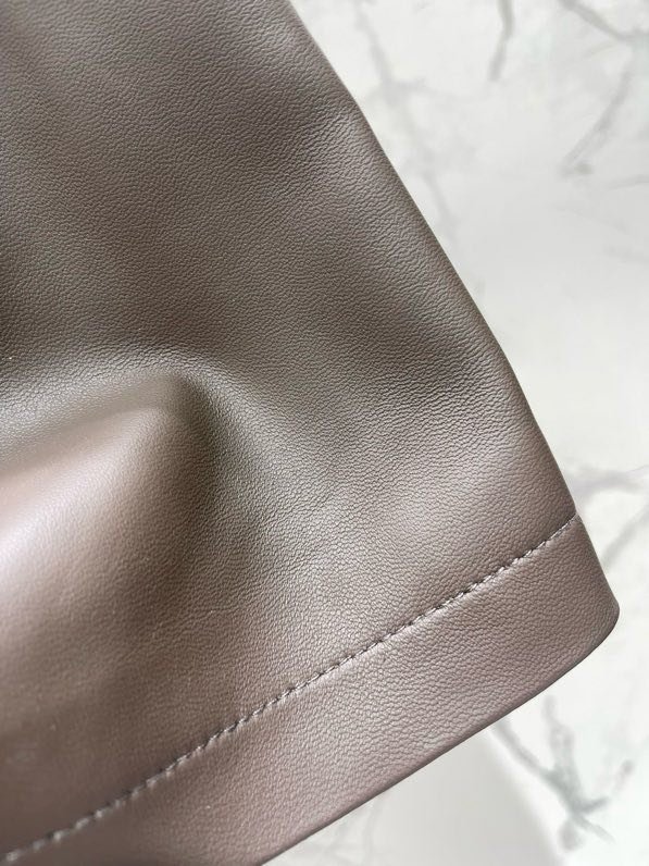 Кожаные шорты женские фото 3