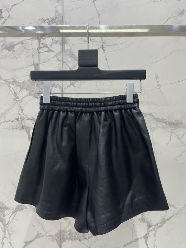 Кожаные шорты женские фото 6